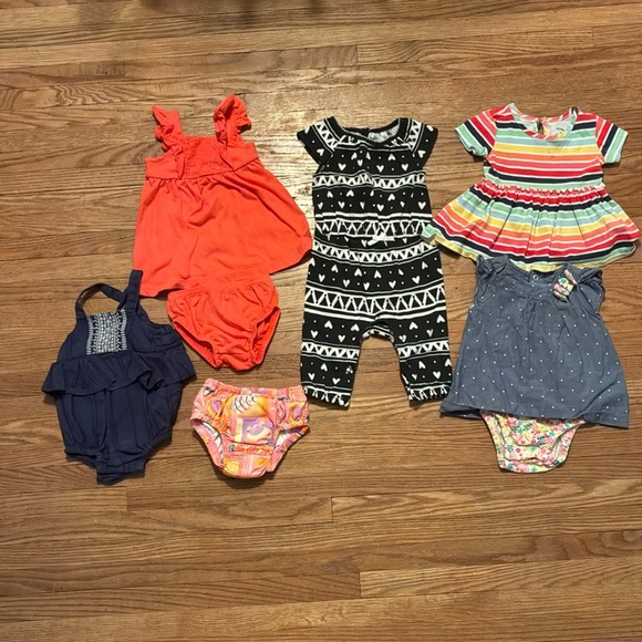 Colorful Baby Clothing Set - Picture 1 of 13